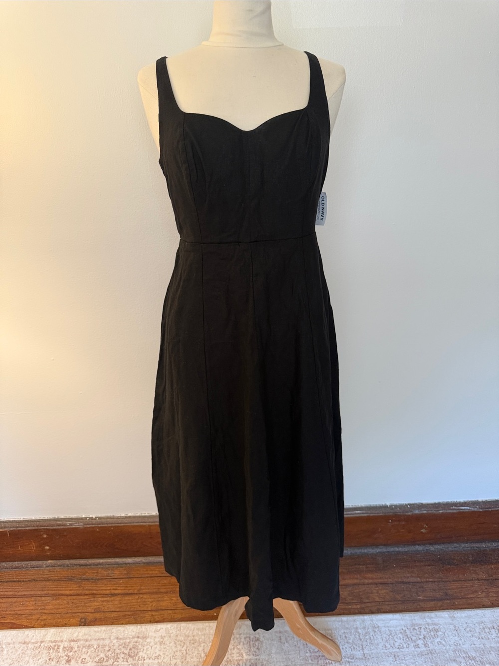 Old Navy Black Sweetheart Midi Dress